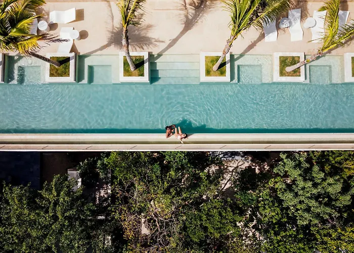 Hotel Motto By Hilton Tulum